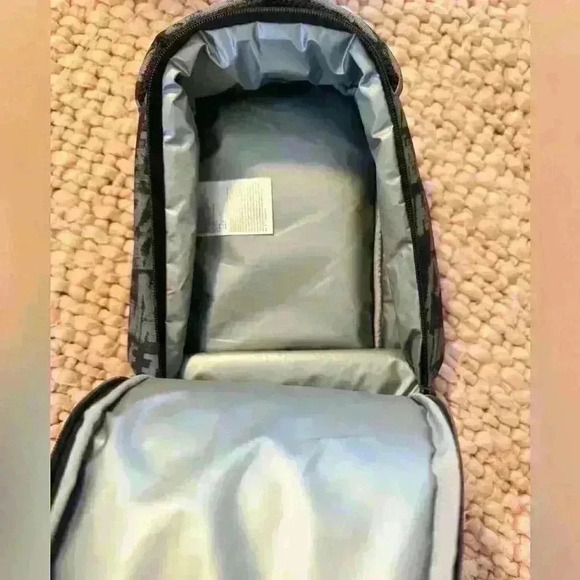 Nike lunch box‎ - Picture 2 of 3